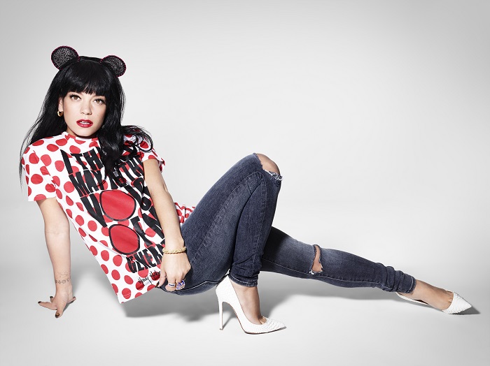 Lily Allen wearing one of the red nose day  2015 t shirts at tkmaxx