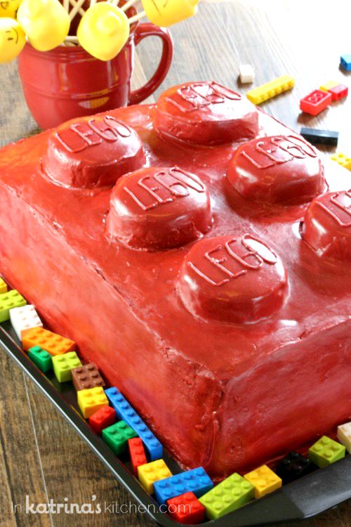 lego-birthday-cakes-red-lego-brick-tutorial