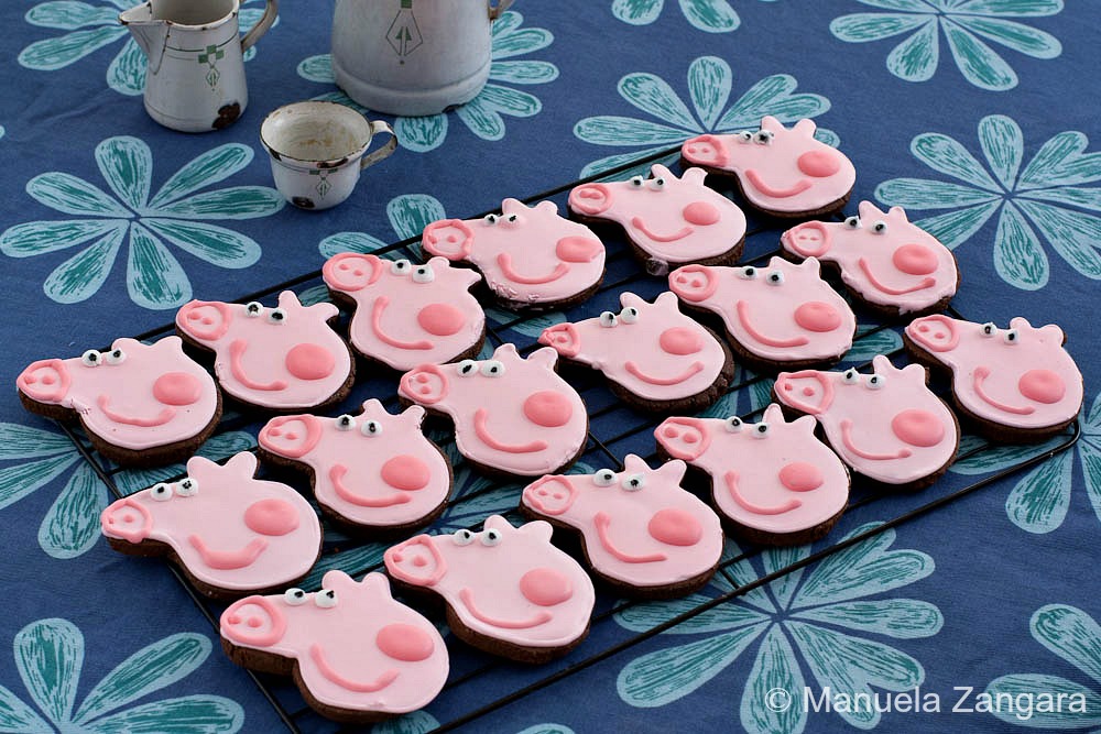 Peppa Pig Biscuits Tutorial for Birthday Parties
