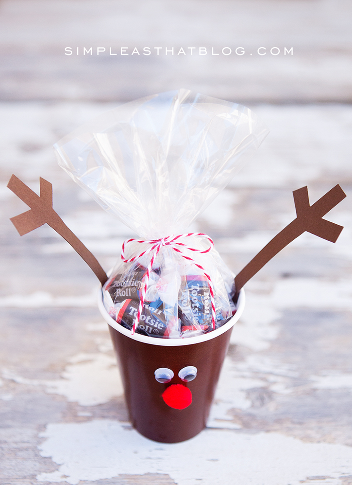Christmas Party Ideas for kids Christmas treat cups