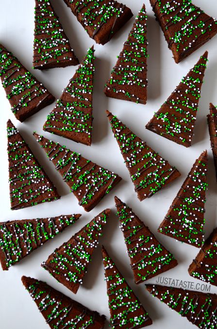 16 Awesome Christmas Day Dessert Recipes - Chocolate Brownies