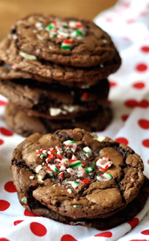 16 Awesome Christmas Day Dessert Recipes - Chocolate Candy Cane Cookies
